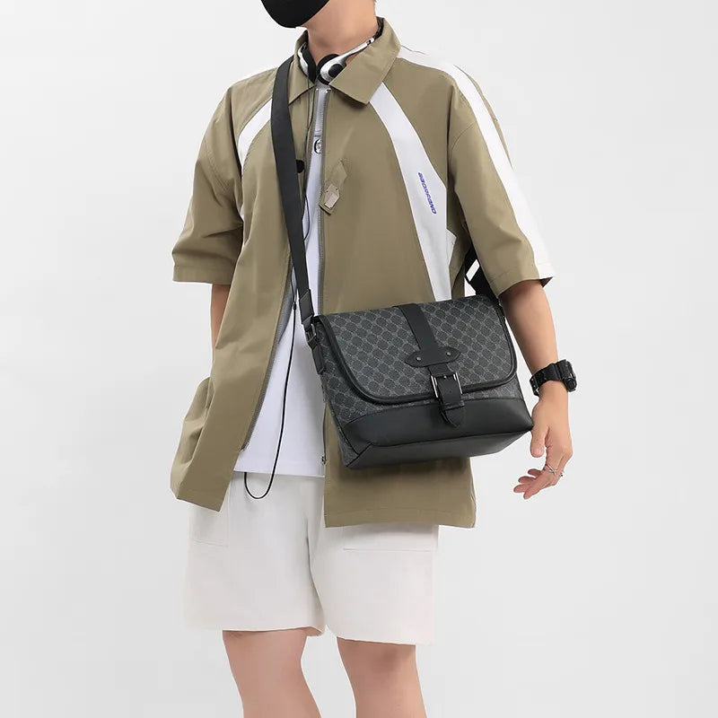 Men's Fashion Large-capacity Crossbody Bag.